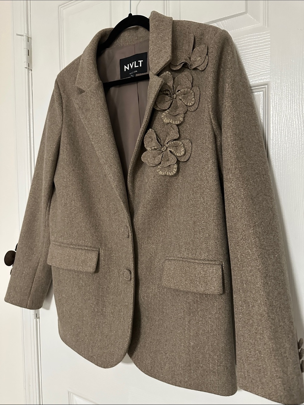 NVLT Flower Blazer, Brown, Size Large/L